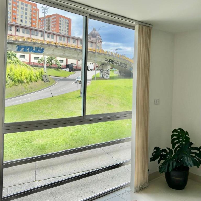 Moderno Apartamento Manizales - Apartamento de 3 dormitorios - 2