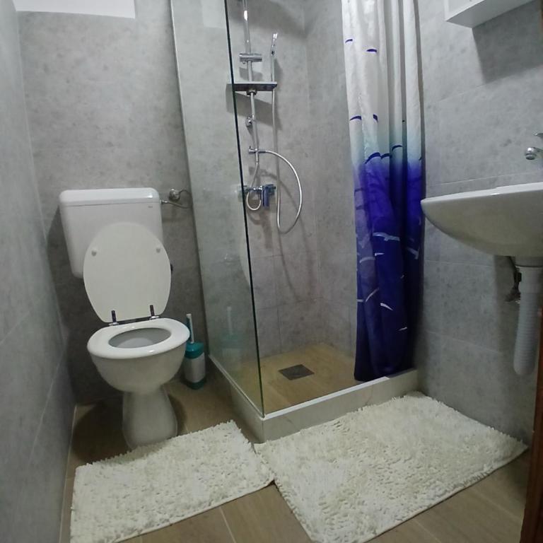 Hostel David - Bed in 4-Bed Dormitory Room - 4