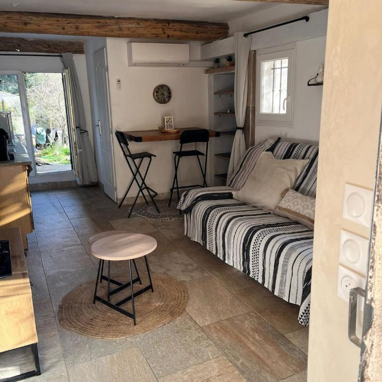 Studio avec double terrasse Roquefort les Pins - Studio - 5