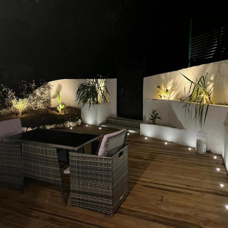 Studio avec double terrasse Roquefort les Pins - Studio - 23
