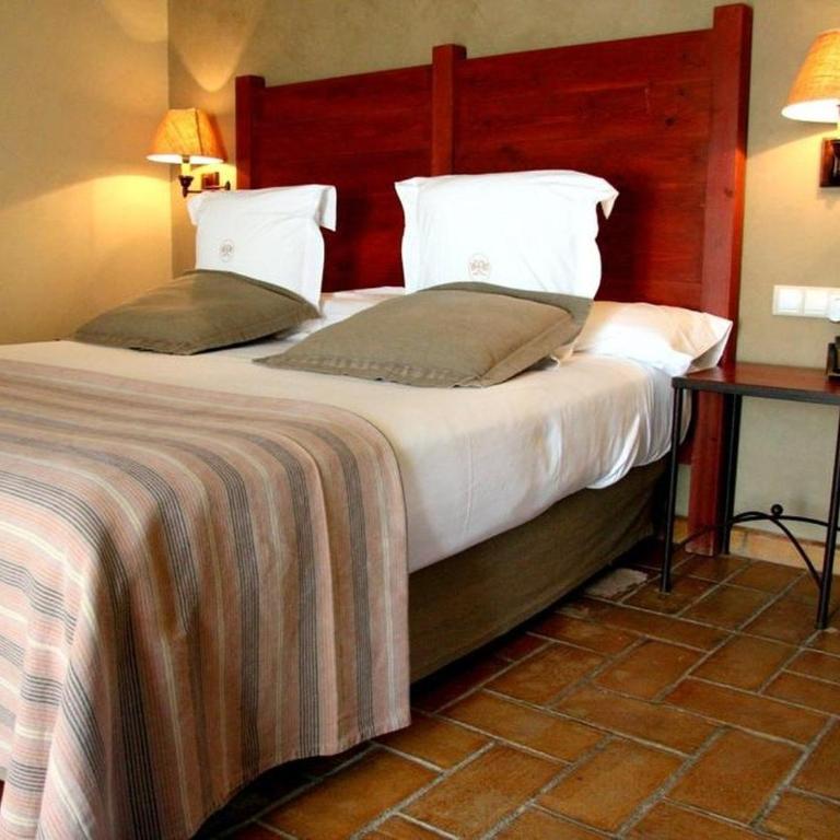 Mas Salvi Country Boutique Hotel - Suite Familiar - 5