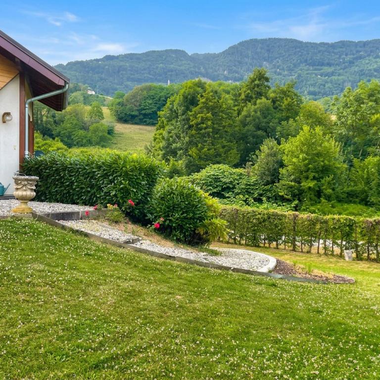 La maison des crêts - 40min du ski ou lac d'Annecy - Four-Bedroom House - 2