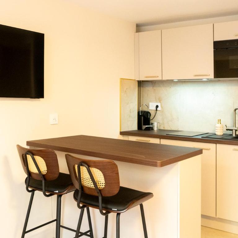 Studio Rénové Haut de Gamme - Hypercentre Caen - Appartement 1 Chambre - 12