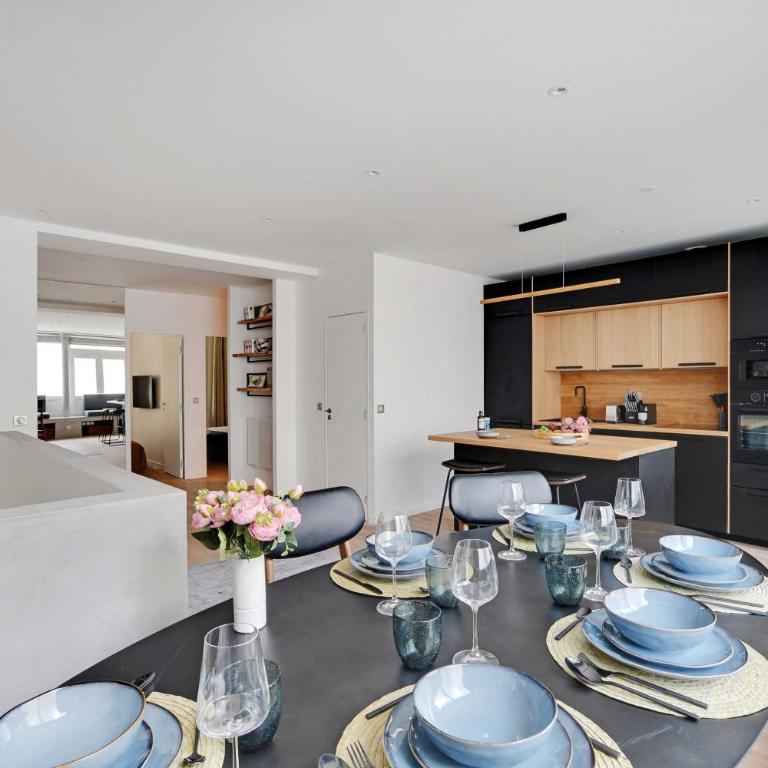 Spacious apartment with 2 rooms - Appartement 2 Chambres - 2
