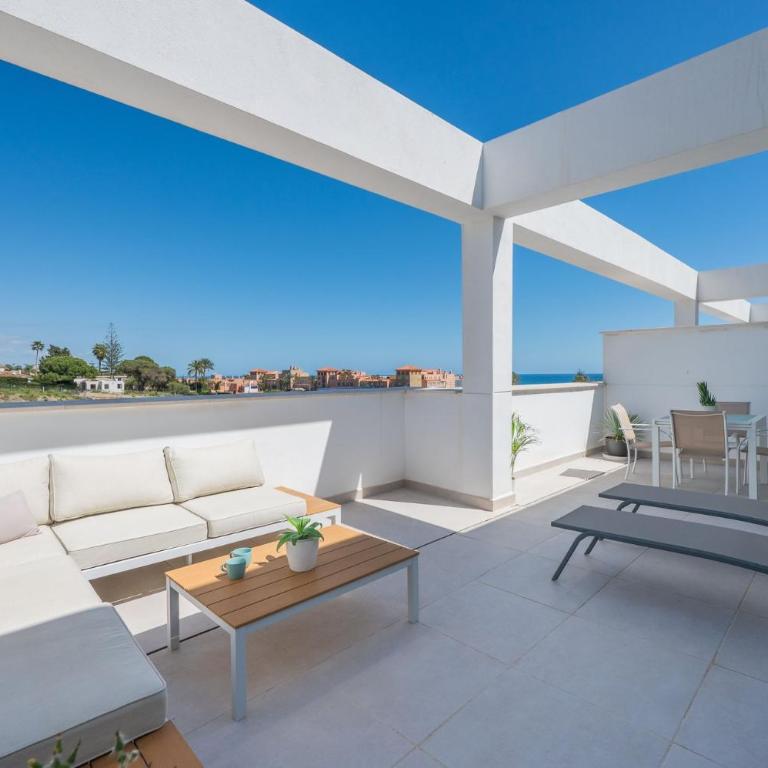 Bright Apartment with Private Terrace by Caseo - Apartamento - 1