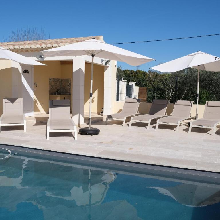 Air-conditioned villa heated pool Alpilles view St-Remy - Villa - 11