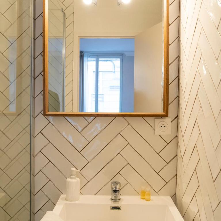 Studio haut de gamme - Hypercentre - Lit Queen - Appartement 1 Chambre - 13