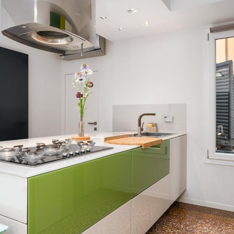 5min dalle Due Torri, Appartamento di Design 2 Camere - Appartamento con 3 Camere da Letto - 19