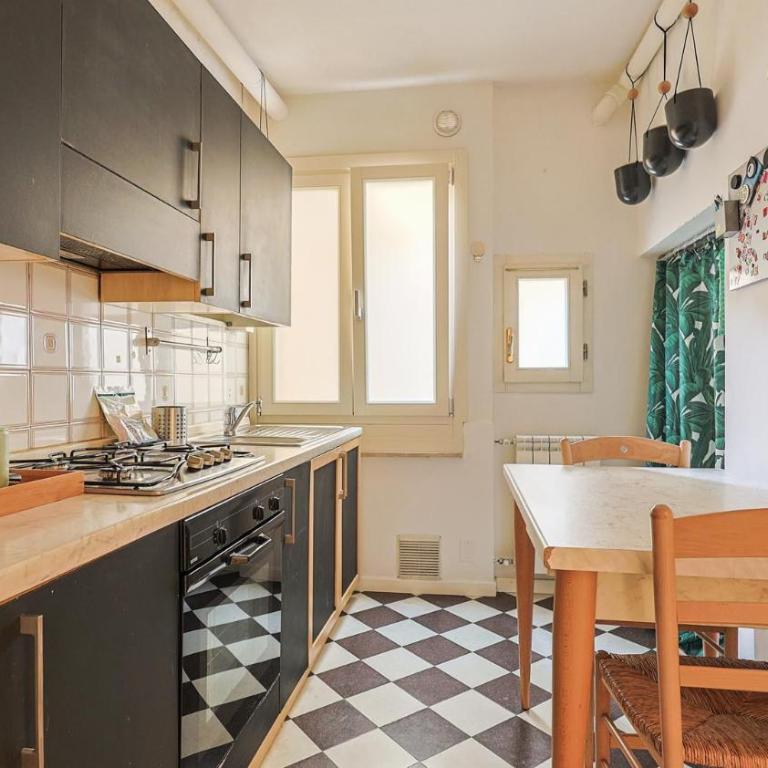 Pispini 94 House by Rentbeat - One-Bedroom Apartment - 13