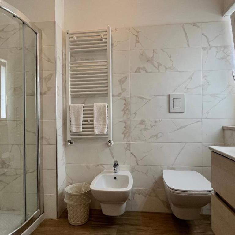 Residenza Montegrappa - Camera Familiare - 23