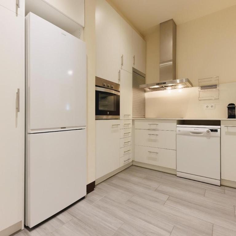 Bravissimo Ciutadans B, 4-bedroom apartment Barri Vell - Apartamento con 4 dormitorios - 11