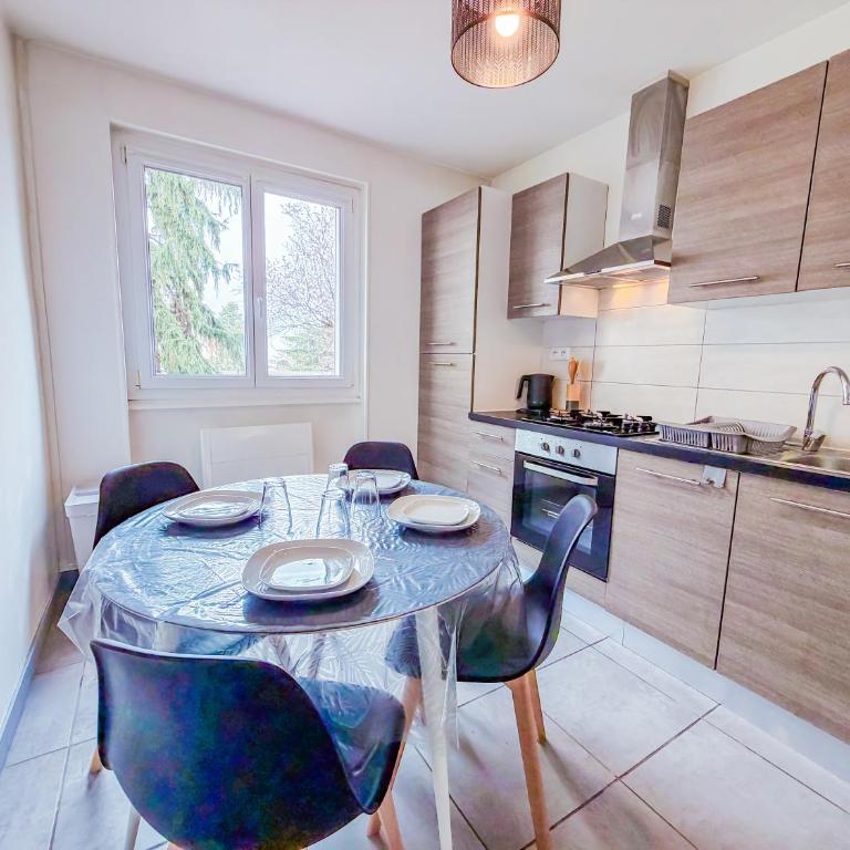Appartement Spacieux et chic à Clermont-Ferrand - Appartamento con 2 Camere da Letto - 10