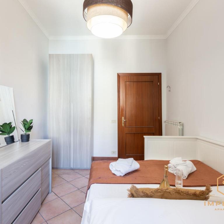 Imperium Luxury Flat - 12Pax, 4 BDRM, 8 min Metro, City Center, A-C - Appartamento Deluxe con 4 Camere da Letto - 36