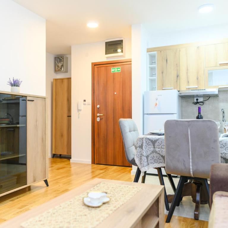 Apartmani LORENA Sokobanja, nedaleko od akvaparka - One-Bedroom Apartment with Balcony and City View - 15