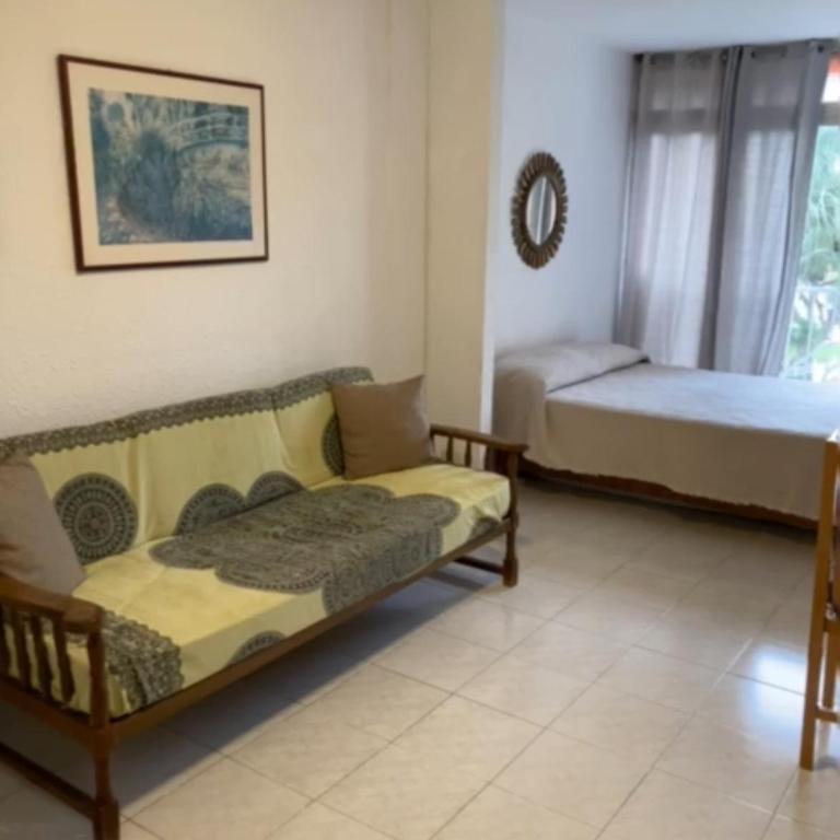 Apartamento en Benidorm con piscina - One-Bedroom Apartment - 2