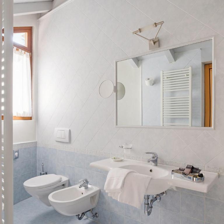 Hotel La Bussola - Habitación Triple Superior - 1
