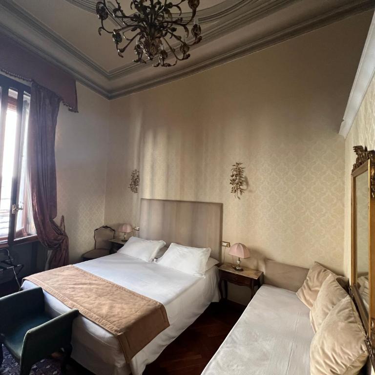 Affreschi Su Roma Luxury B&B - Superior Double/Triple Room - 4