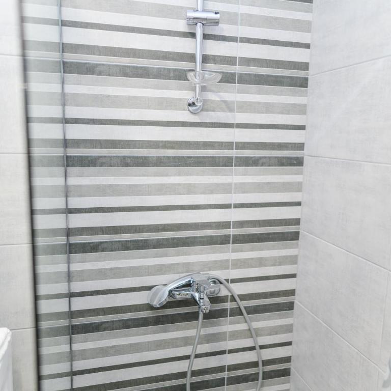 Apartmani LORENA Sokobanja, nedaleko od akvaparka - One-Bedroom Apartment with Balcony and City View - 38