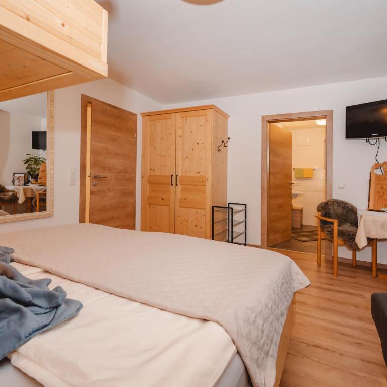 Landhaus Gerstgraser - Familienzimmer - 10