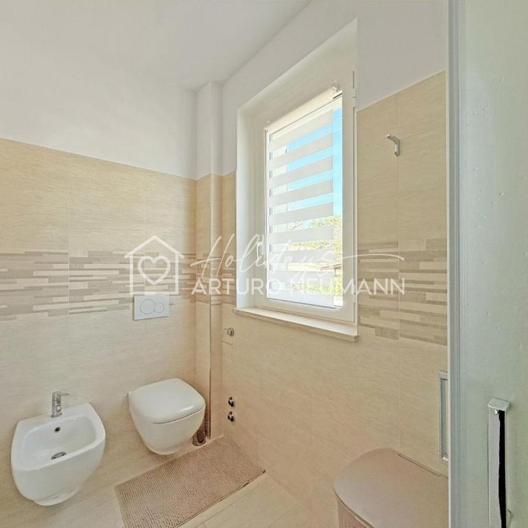 883 - Appartamento trilocale a SIROLO ben arredato con ARIA CONDIZIONATA - SPIAGGIA WHITE BEACH CLUB OMAGGIO dal lun al ven FINO AL 02-08 - Apartamento de 2 dormitorios - 9