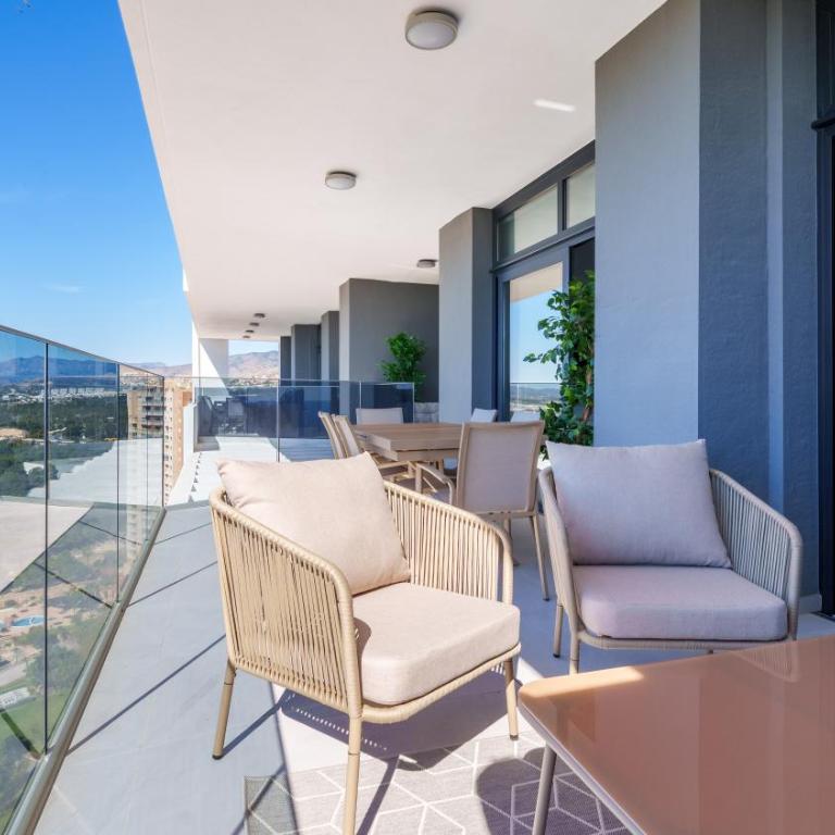 EAGLE TOWER blue sky apartment - Apartamento de 3 dormitorios - 7