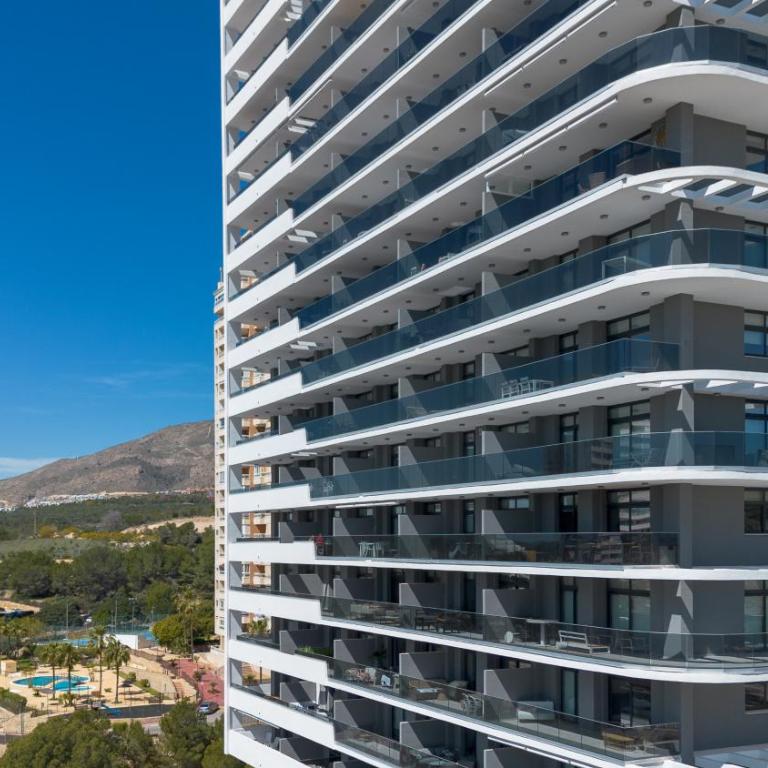 EAGLE TOWER blue sky apartment - Apartamento de 3 dormitorios - 1
