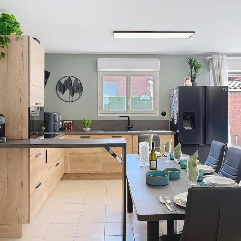 L Écrin du Sud 2ch clim wifi terrasse jardin - Maison 2 Chambres - 45