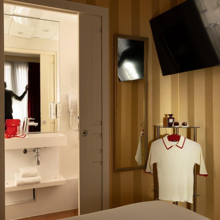 Hotel Des Deux Continents - Chambre Simple - 2