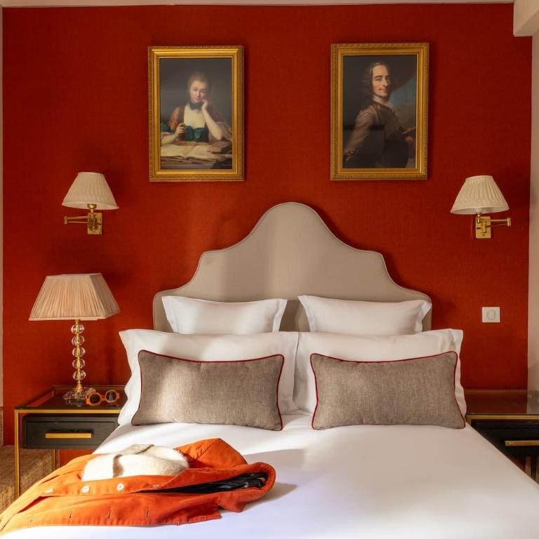 Hotel Des Deux Continents - Chambre Confortable - 2
