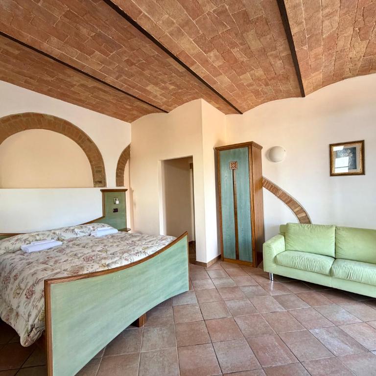 Bed & Breakfast Casale Gregoriano - Triple Room - 4