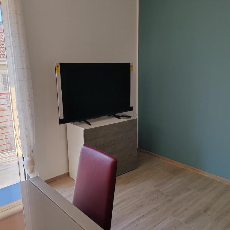 SunshineSuite - Appartamento con 1 Camera da Letto - 15