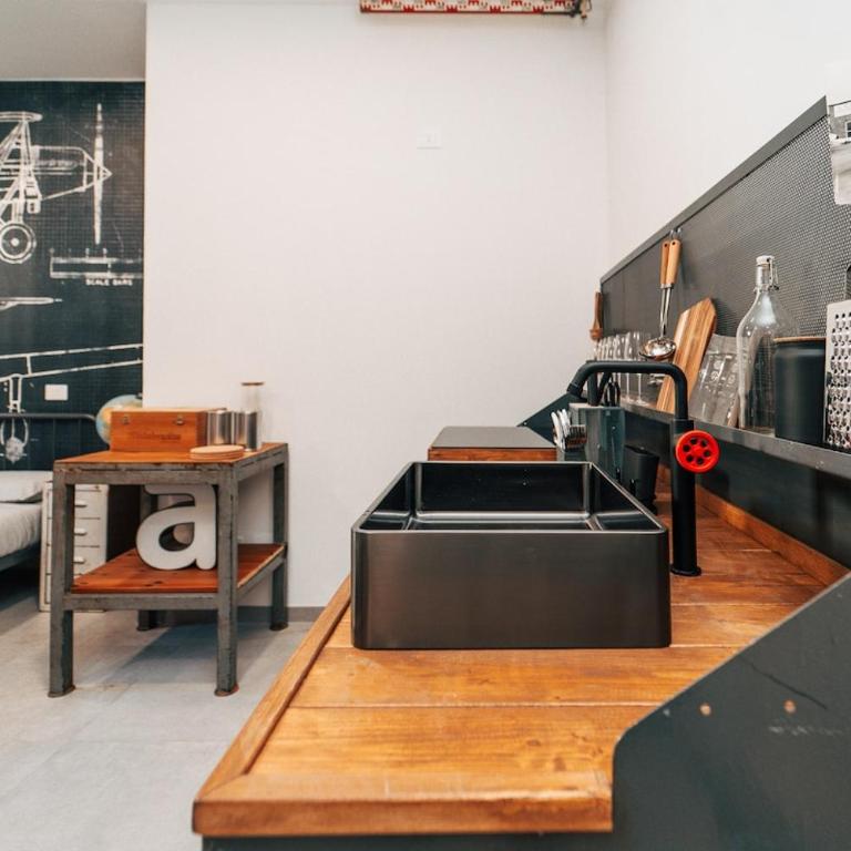 Loft Hangar in Como Lake center & Private Parking - One-Bedroom Apartment - 30