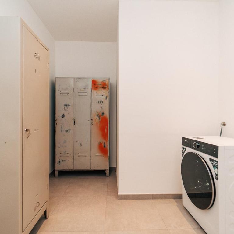 Loft Hangar in Como Lake center & Private Parking - One-Bedroom Apartment - 31