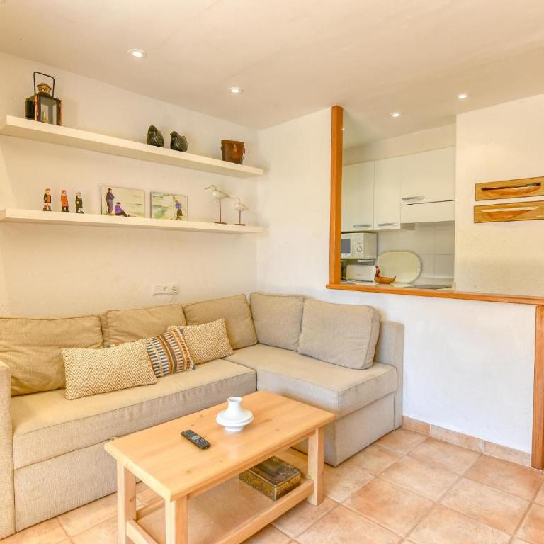 Baix amb terrassa jardí privada i accés a piscina - Apartamento - 7