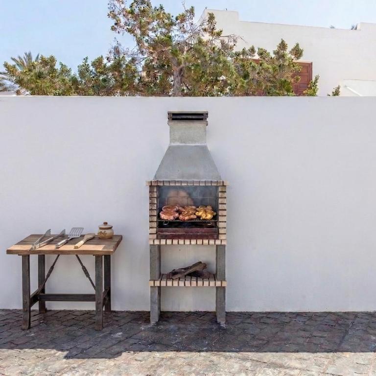 Villa Luxury Azul Private Pool and BBQ Corralejo By Holidays Home - Villa frente a la playa - 7