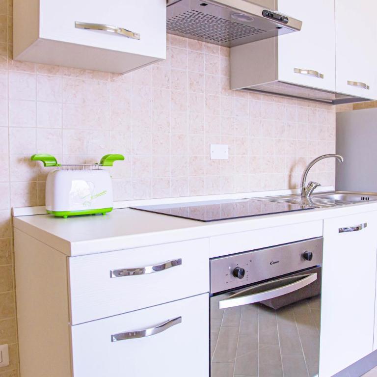 Appartamenti in centro a due passi dal mare - Cala Gonone - Appartamento con 1 Camera da Letto e Balcone - 2