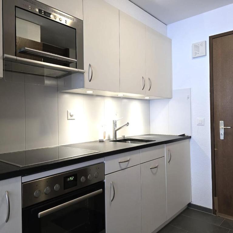 Lärchenwald 404 - Studio mit grosser Terasse, tolle Aussciht - Apartment mit 1 Schlafzimmer - 6