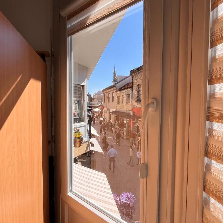 Hostel Backpackers - 8-Bed Mixed Dormitory Room - 5