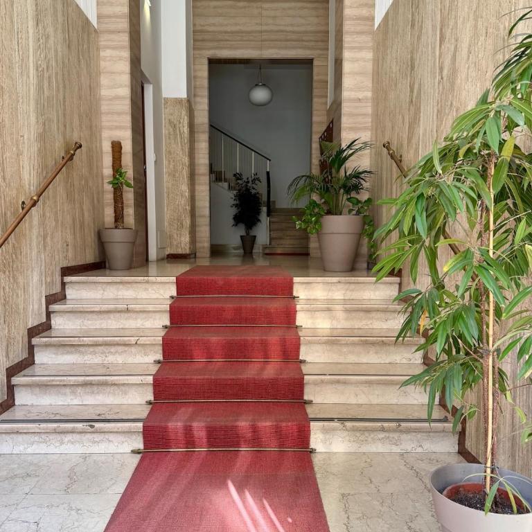 Valverde Home - Two-Bedroom Apartment with Balcony and Terrace - 9