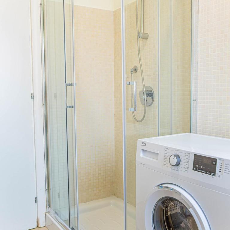Appartamenti in centro a due passi dal mare - Cala Gonone - Appartamento con 1 Camera da Letto e Balcone - 3