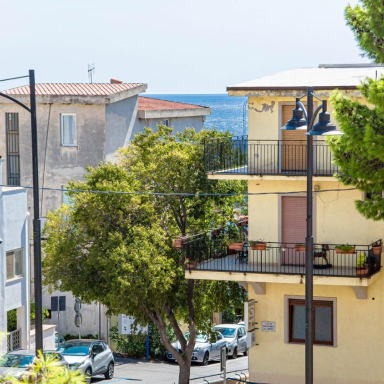Appartamenti in centro a due passi dal mare - Cala Gonone - Appartamento con 1 Camera da Letto e Balcone - 7