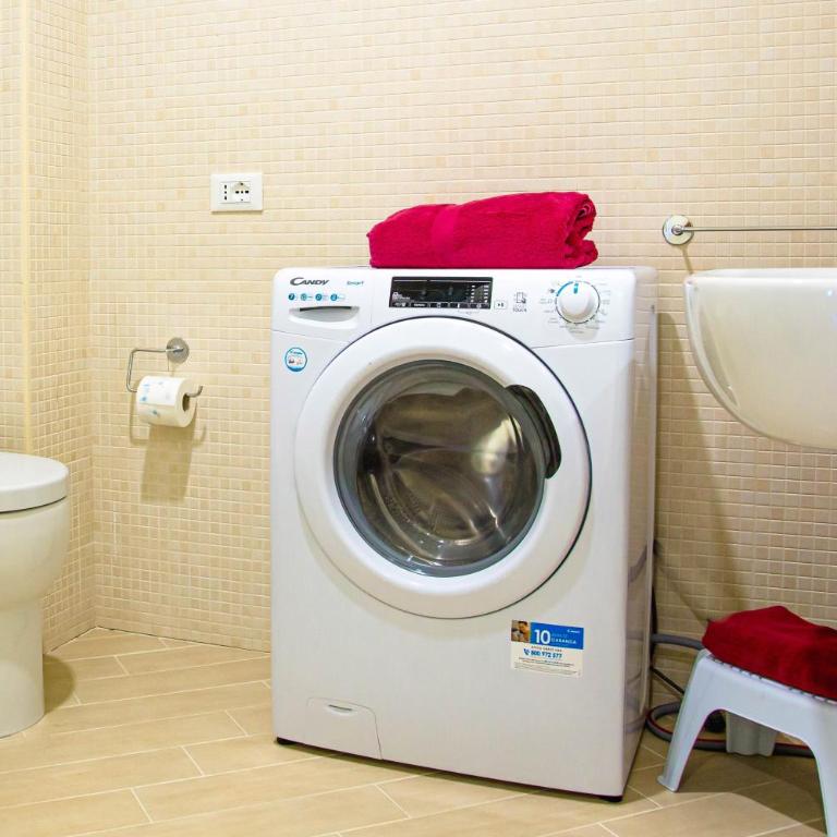 Appartamenti in centro a due passi dal mare - Cala Gonone - Appartamento con 1 Camera da Letto e Balcone - 1
