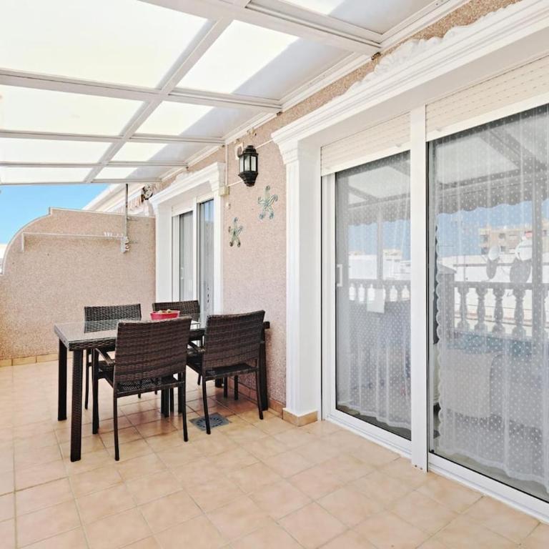Ático SolMar - New Renovated Apartment Near Playa Los Locos & Del Cura - Apartamento de 2 dormitorios - 4