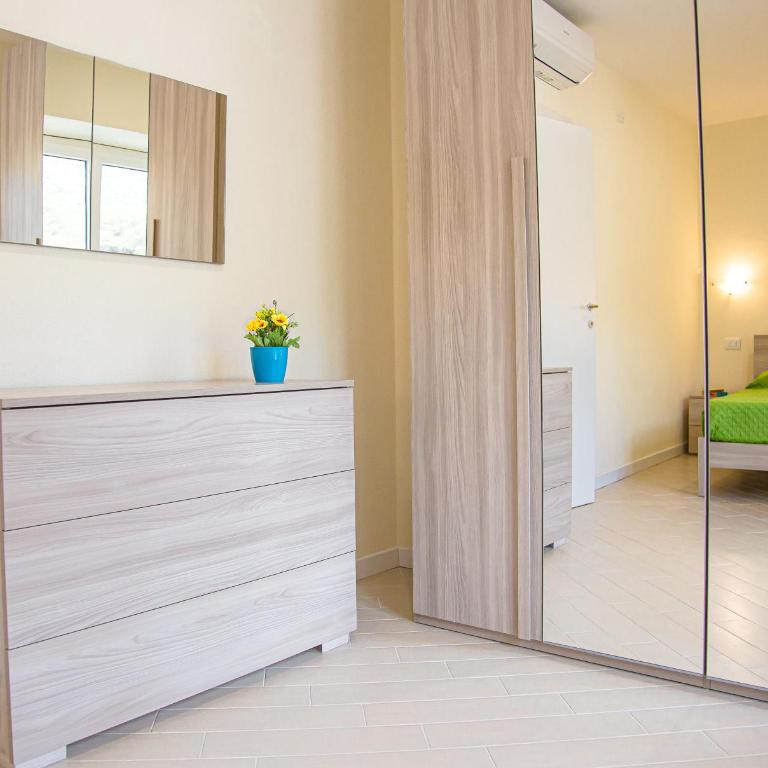 Appartamenti in centro a due passi dal mare - Cala Gonone - Appartamento con 1 Camera da Letto e Balcone - 6