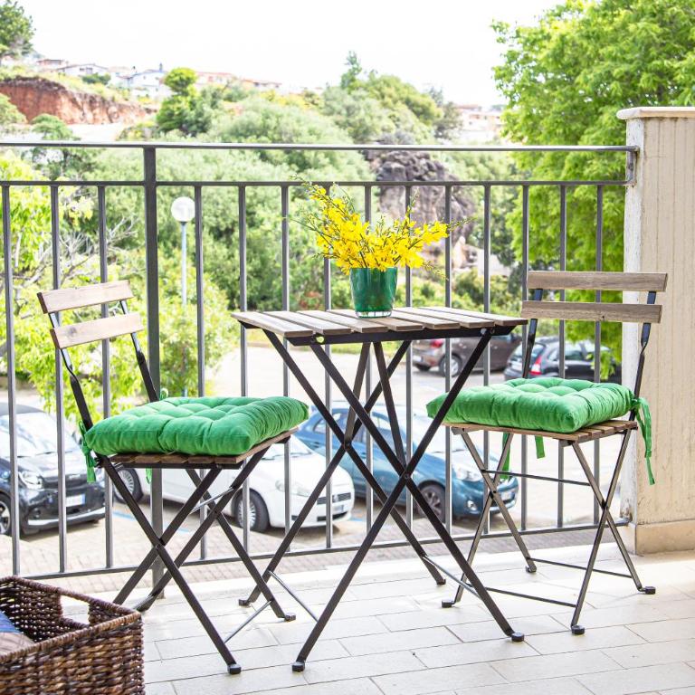 Appartamenti in centro a due passi dal mare - Cala Gonone - Appartamento con 1 Camera da Letto e Balcone - 1