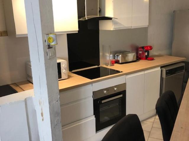 CENTRAL NIMES 5 chambres - Apartment - 7