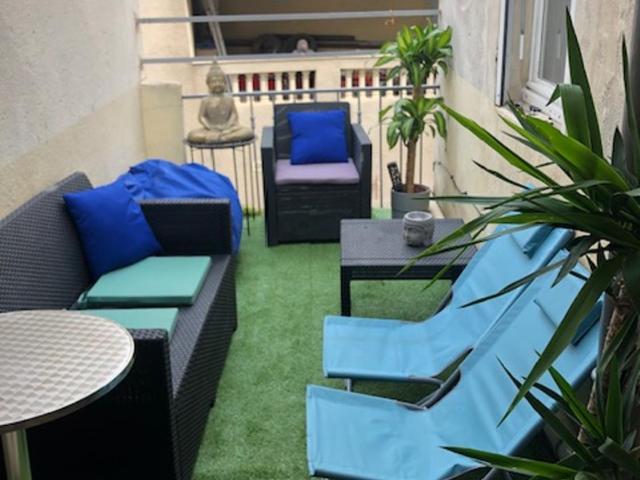 CENTRAL NIMES 5 chambres - Apartment - 12