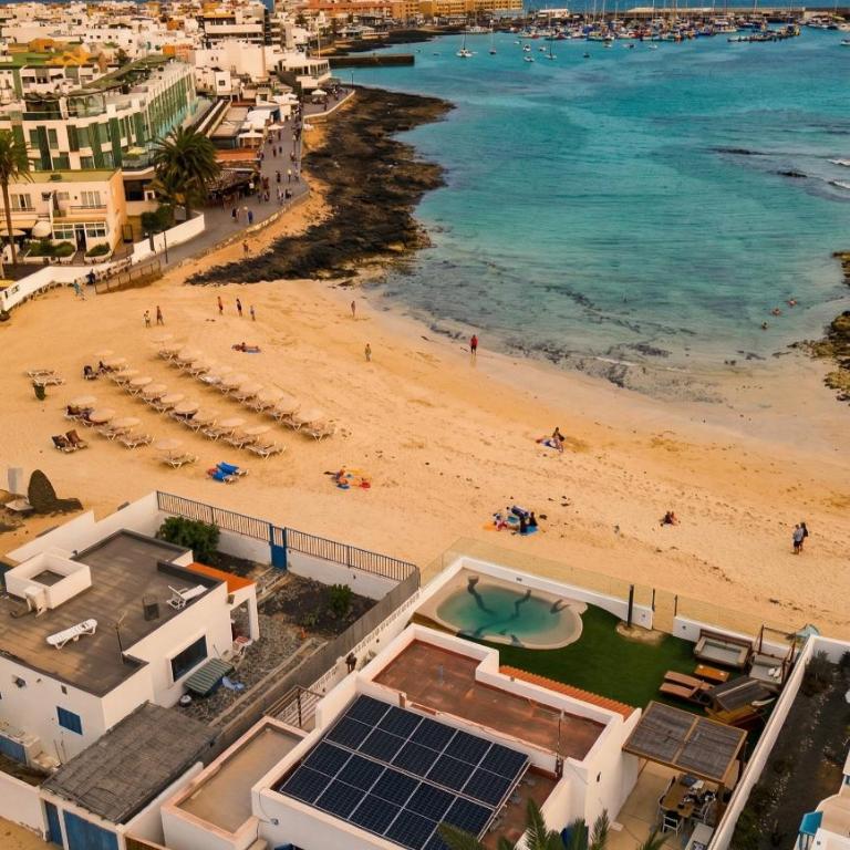 Villa Eden Beachfront Corralejo By Holidays Home - Villa - Beach Front - 34