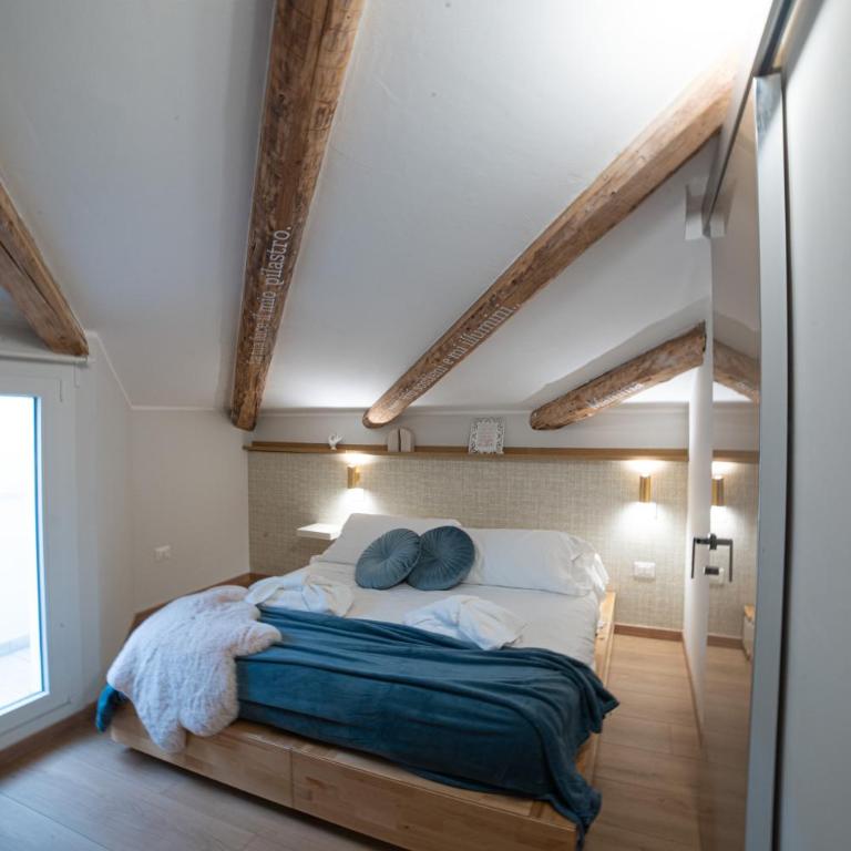 Una Mansarda di Luce nel Centro di Pescara con Parcheggio Privato - Palazzo Carolina - One-Bedroom Apartment - 7
