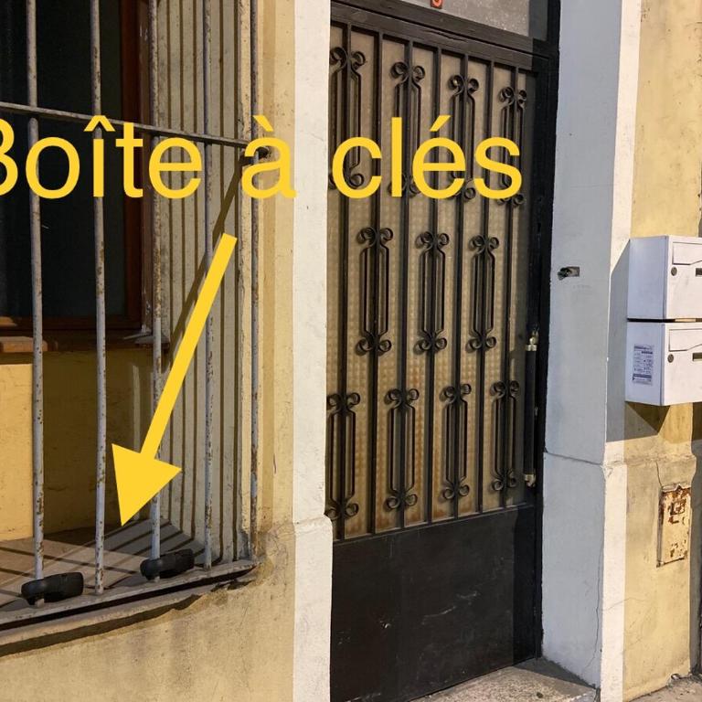 Bel appartement, balcon, 15 minutes du centre - Appartement 1 Chambre - 9
